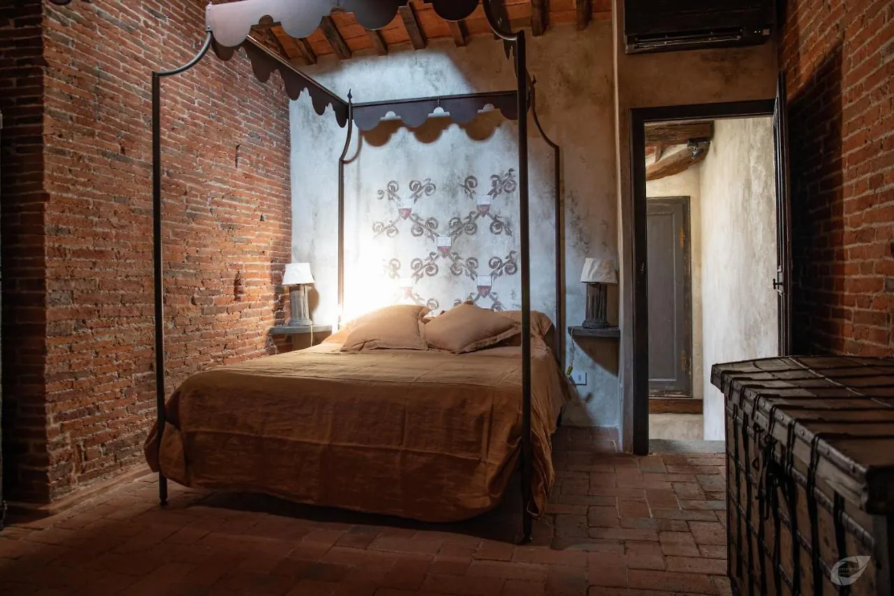 Casa Del Campanaro Centro Storico Di Lucca Dentro Le Mura